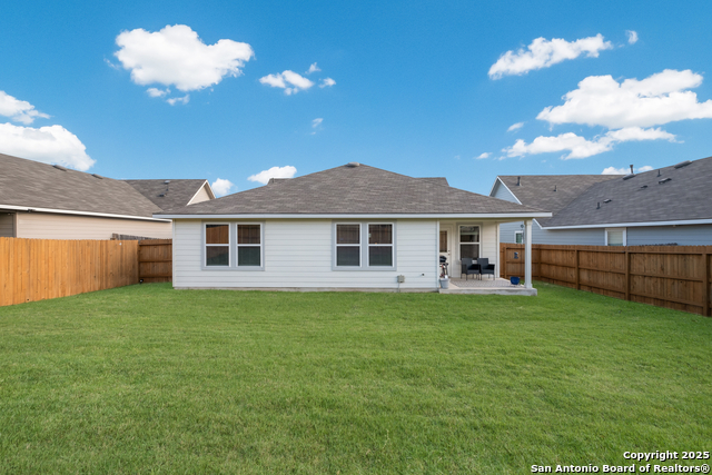 Image 23 of 24 For 5609 Jewel Curve