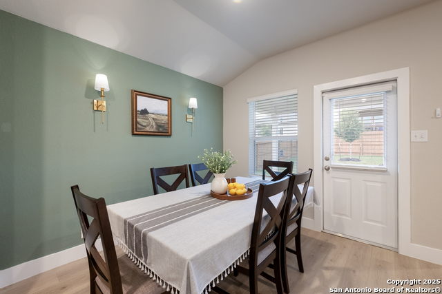 Image 8 of 24 For 5609 Jewel Curve