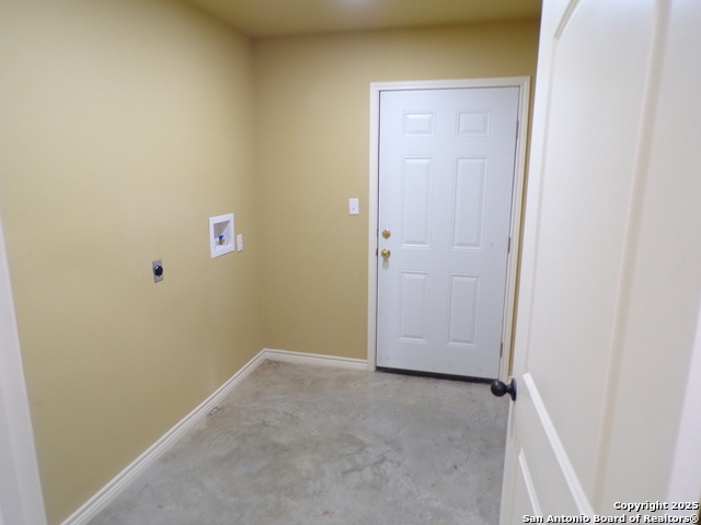 Image 7 of 11 For 705 Cargile W