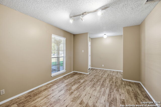 Image 10 of 20 For 13814 Brook Hollow