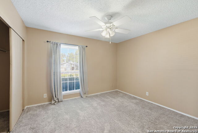 Image 13 of 20 For 13814 Brook Hollow