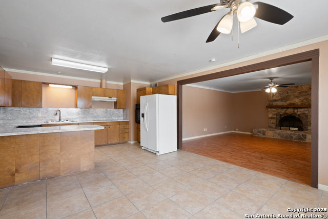 Listing photo id 13 for 203 Margaret