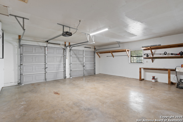 Listing photo id 36 for 203 Margaret