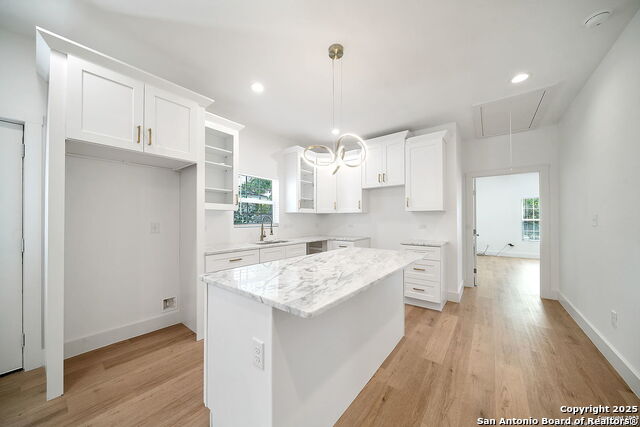 Image 11 of 23 For 2304 Perez