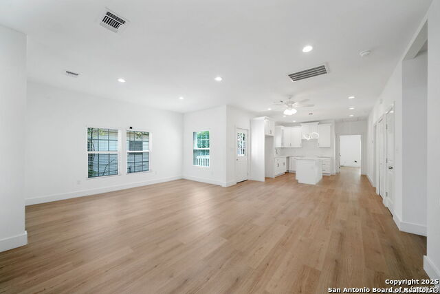 Image 15 of 23 For 2304 Perez