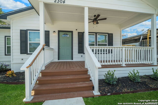 Image 3 of 23 For 2304 Perez