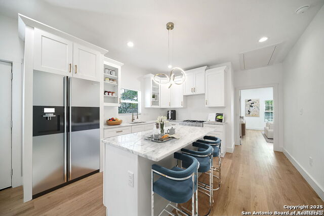 Image 9 of 23 For 2304 Perez