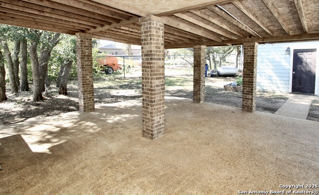 Image 15 of 20 For 1102 Mendelin