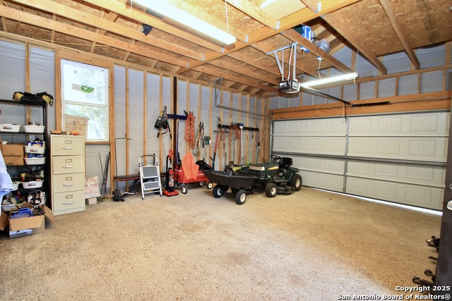 Image 17 of 20 For 1102 Mendelin