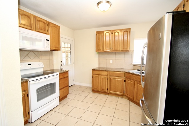 Image 7 of 20 For 1102 Mendelin