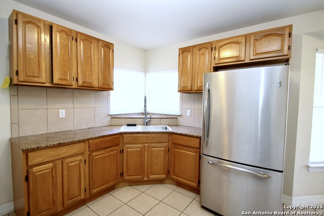 Image 8 of 20 For 1102 Mendelin