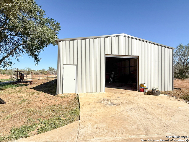 Image 32 of 41 For 200 Pr 6631