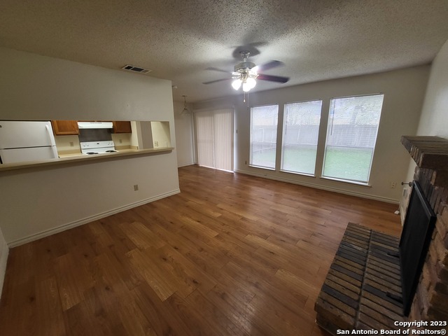 Image 5 of 14 For 9928 Ardash Ln