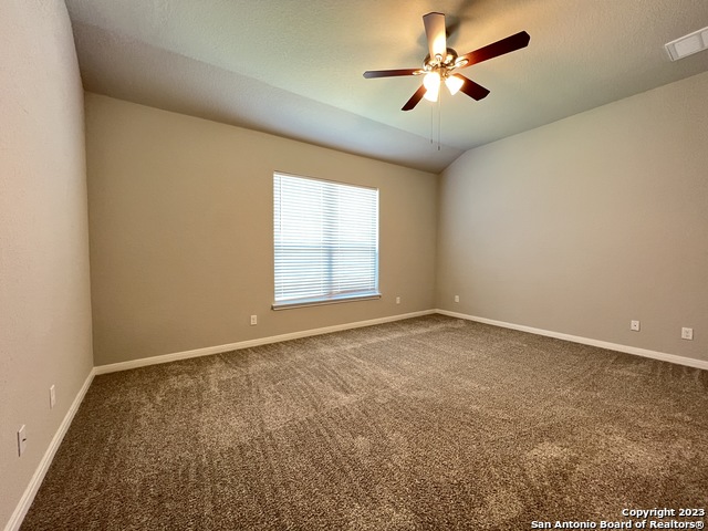 Listing photo id 12 for 3210 Genting