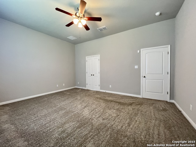 Listing photo id 13 for 3210 Genting