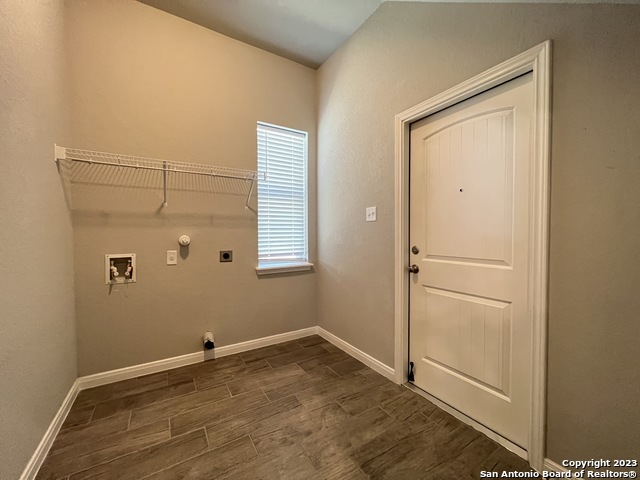 Listing photo id 18 for 3210 Genting