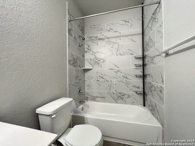 Listing photo id 23 for 3210 Genting