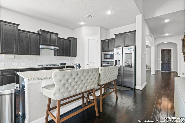 Listing photo id 9 for 744 Mesa Verde