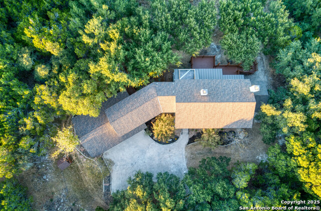 Listing photo id 10 for 101 Ranch View