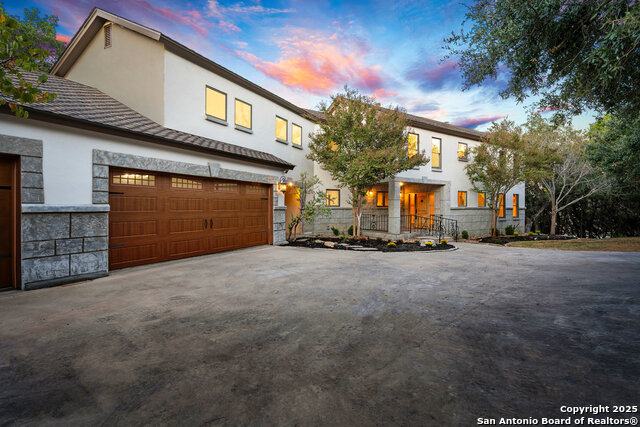 Listing photo id 1 for 101 Ranch View