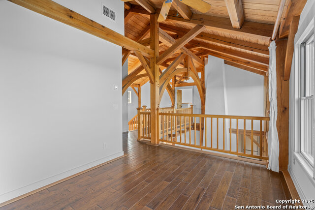 Listing photo id 44 for 101 Ranch View