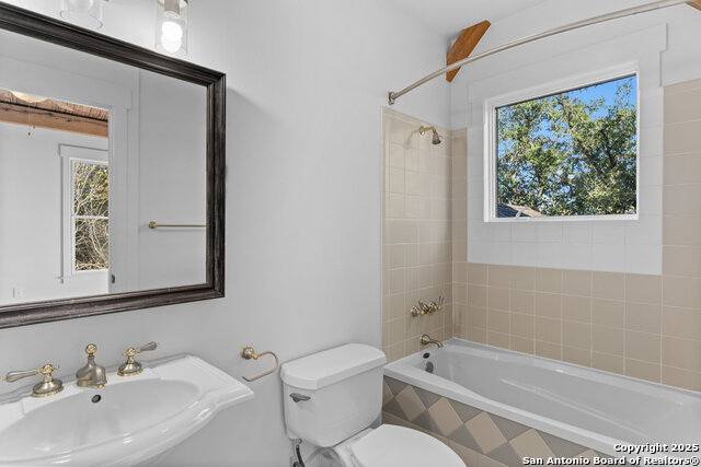 Listing photo id 47 for 101 Ranch View