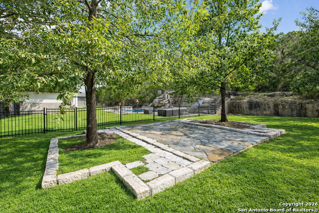 Image 12 of 61 For 10924 Reyes Canyons