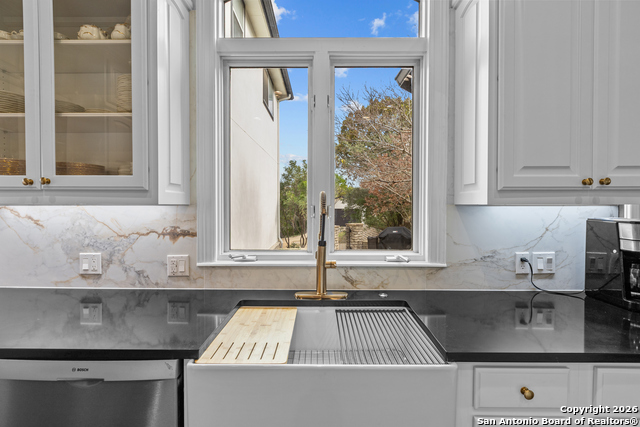 Image 24 of 61 For 10924 Reyes Canyons