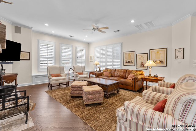 Image 29 of 61 For 10924 Reyes Canyons