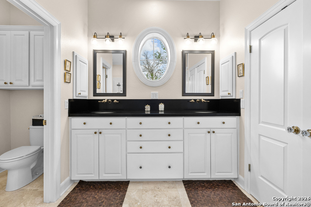 Image 36 of 61 For 10924 Reyes Canyons