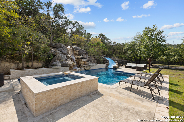 Image 5 of 61 For 10924 Reyes Canyons