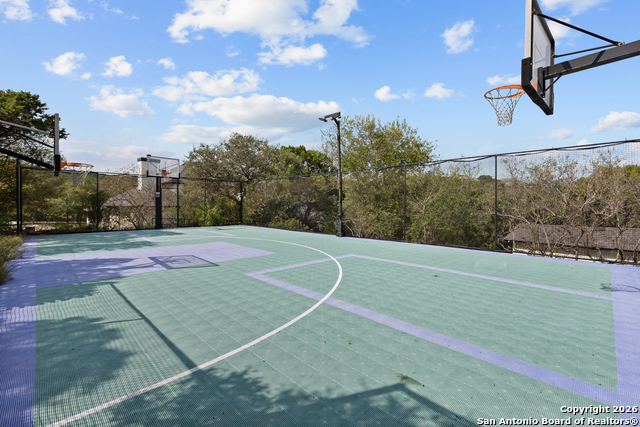 Image 7 of 61 For 10924 Reyes Canyons