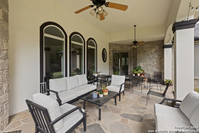 Image 8 of 61 For 10924 Reyes Canyons