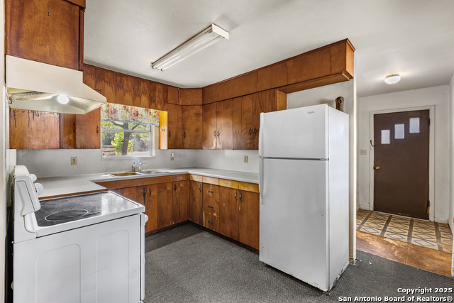 Image 12 of 27 For 663 County Road 664