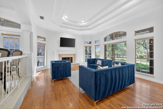 Image 12 of 29 For 6 Regent Arms