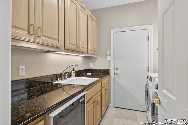 Image 20 of 29 For 6 Regent Arms