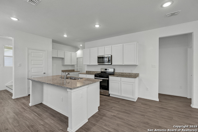 Image 6 of 33 For 5719 Hematite Rim