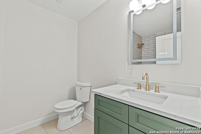 Image 13 of 21 For 534 Brightwood Pl