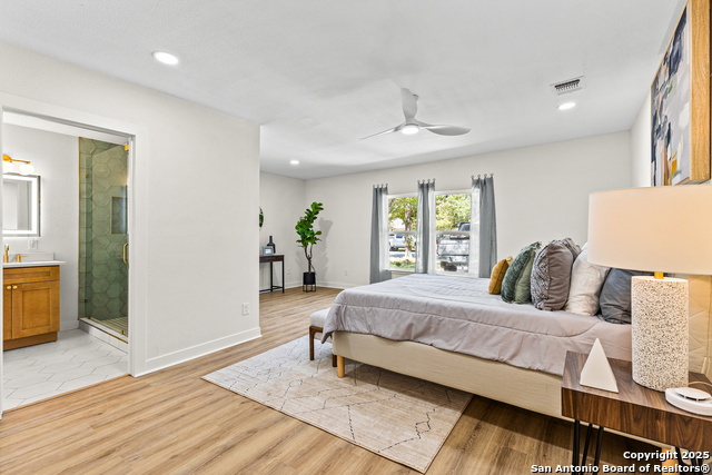 Image 20 of 21 For 534 Brightwood Pl