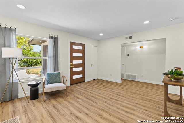 Image 3 of 21 For 534 Brightwood Pl