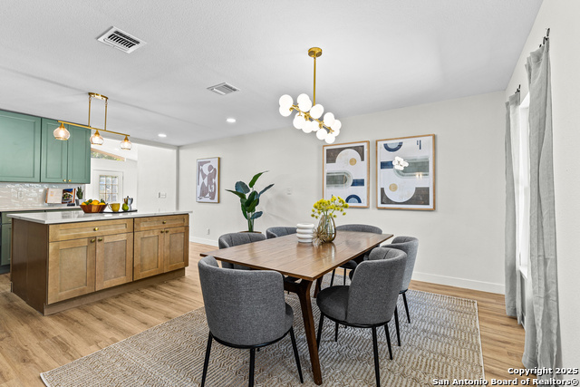 Image 4 of 21 For 534 Brightwood Pl