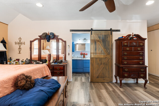 Image 20 of 39 For 1843 Rhinestone