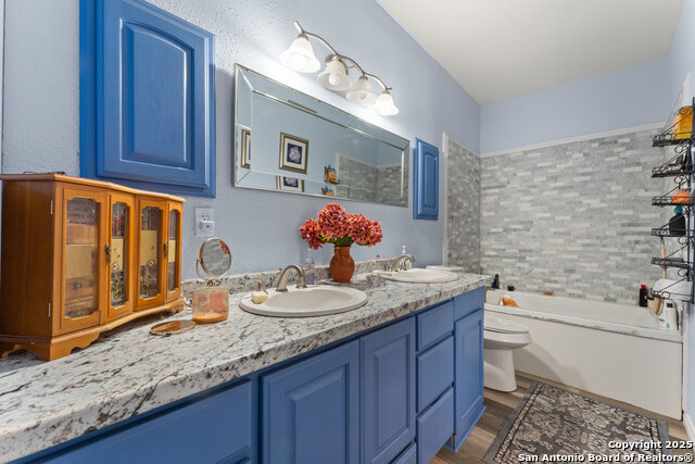 Image 23 of 39 For 1843 Rhinestone