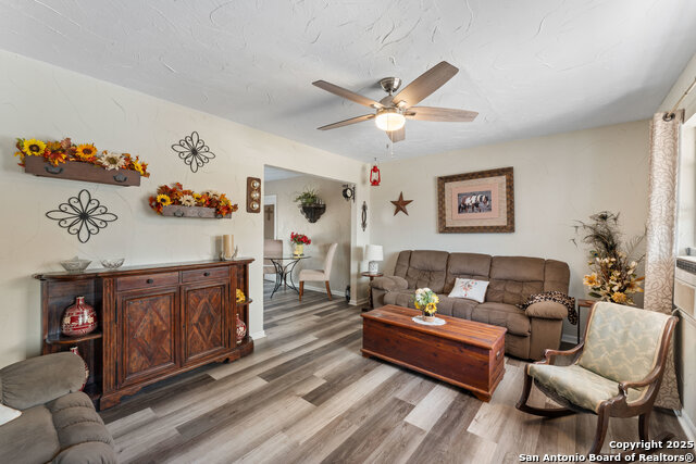 Image 7 of 39 For 1843 Rhinestone