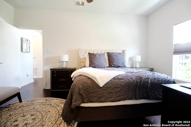 Image 20 of 27 For 236 Cevallos E Unit 101