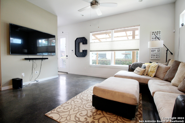 Image 7 of 27 For 236 Cevallos E Unit 101