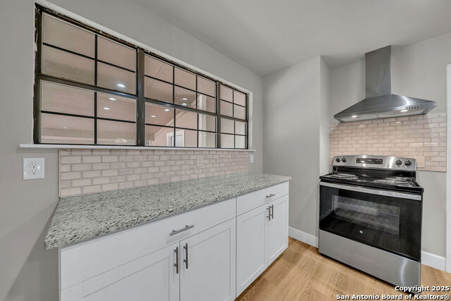 Image 15 of 31 For 8610 Timberbriar