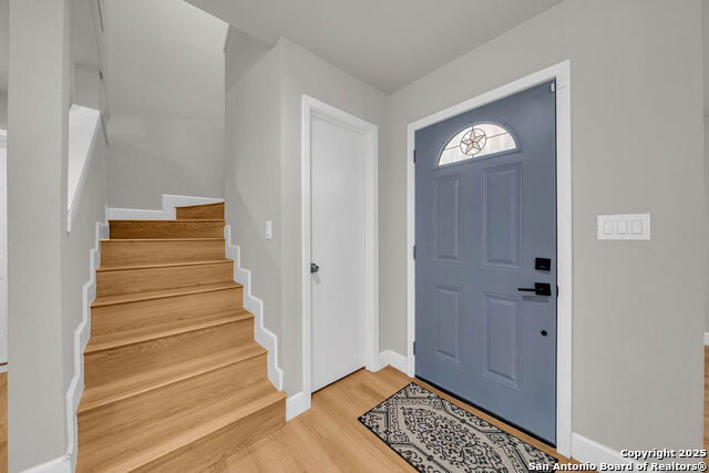 Image 4 of 31 For 8610 Timberbriar