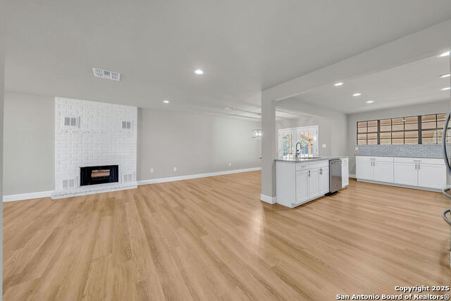 Image 7 of 31 For 8610 Timberbriar