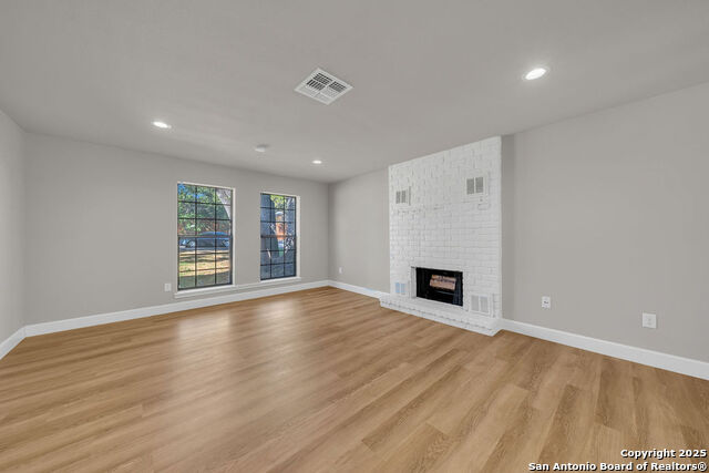 Image 8 of 31 For 8610 Timberbriar